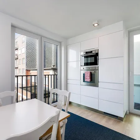 Lichtrijk & Ruim App Aan Zee Met Zonneterras - 6p Apartment *